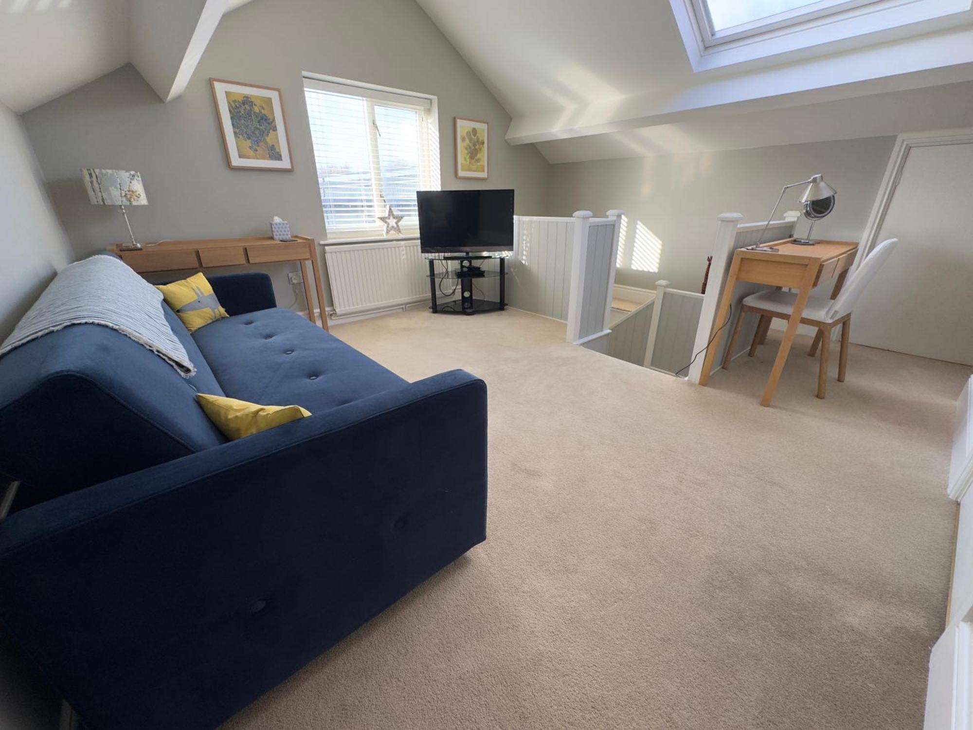 Vast, Elegant Home With Indoor Pool & Sauna Near Popular Golf Course Kington  Eksteriør bilde